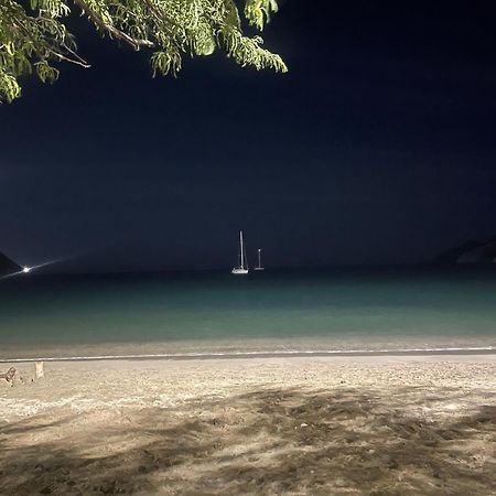 White Taganga Hotel Luaran gambar