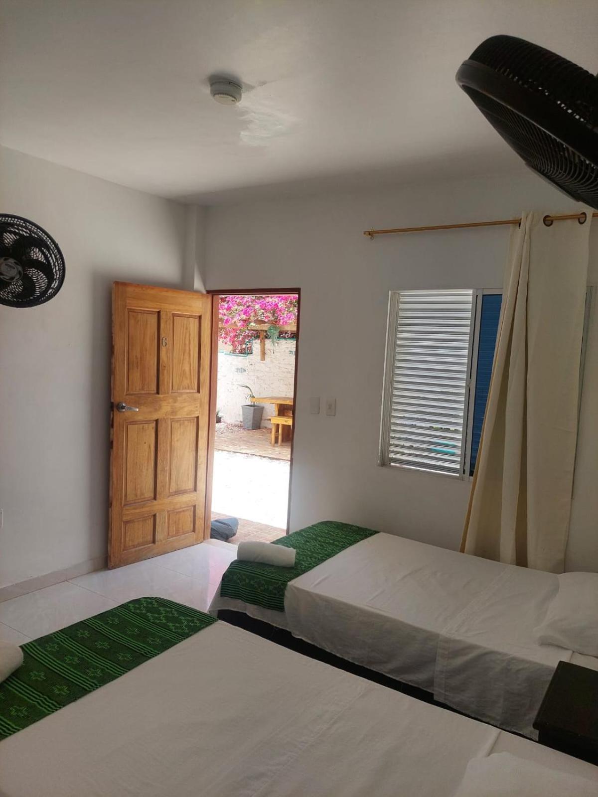 White Taganga Hotel Luaran gambar