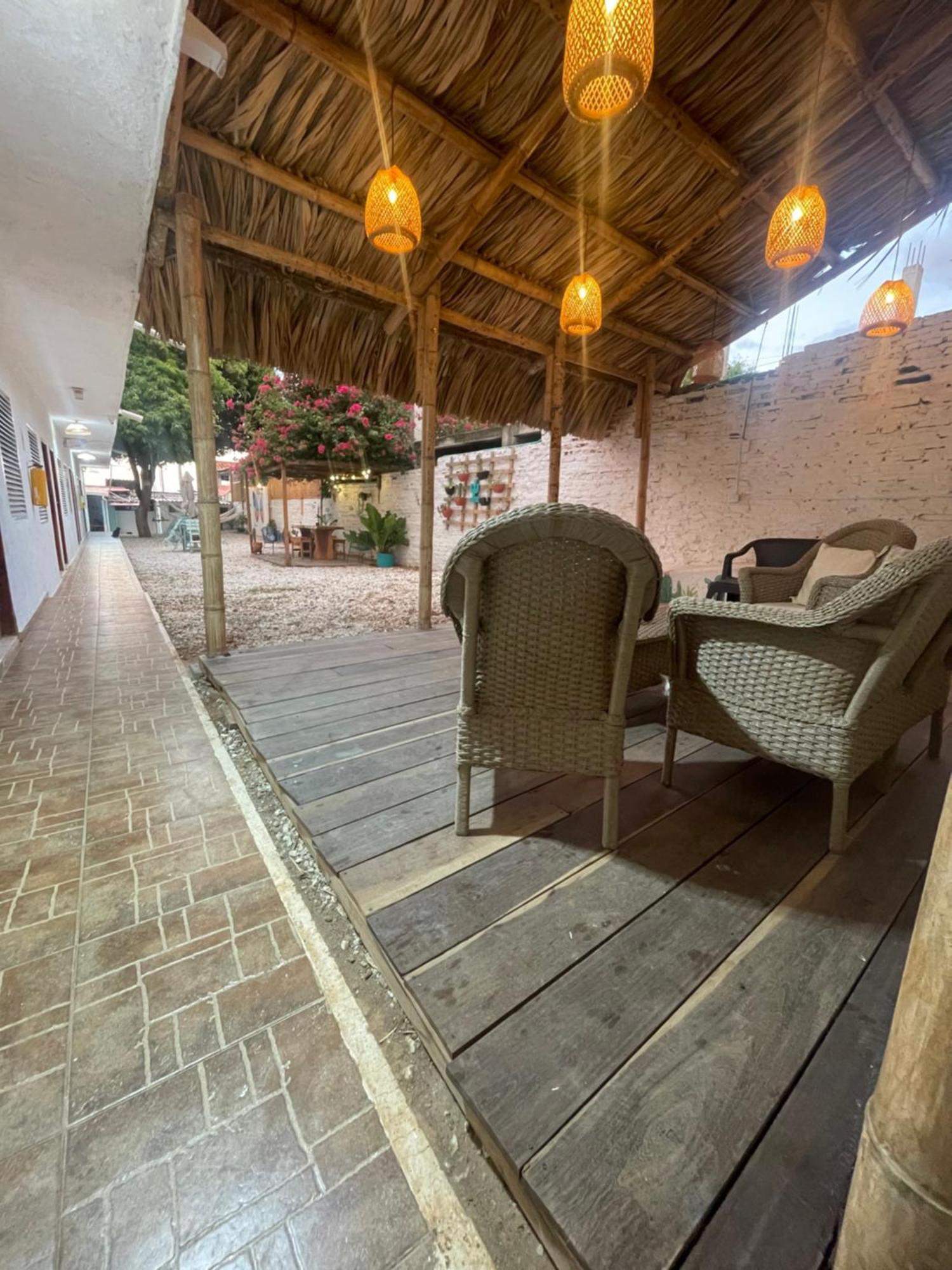White Taganga Hotel Luaran gambar