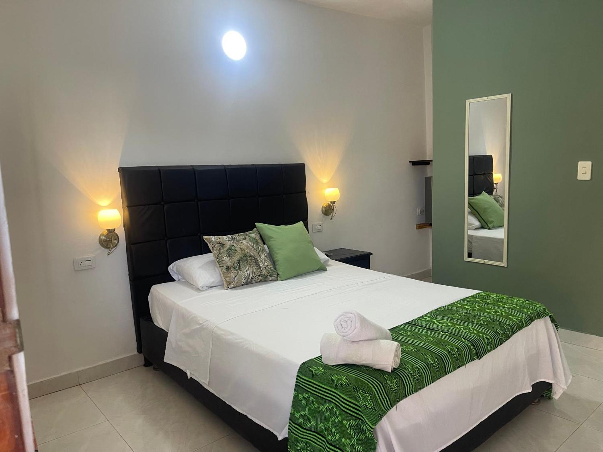 White Taganga Hotel Luaran gambar